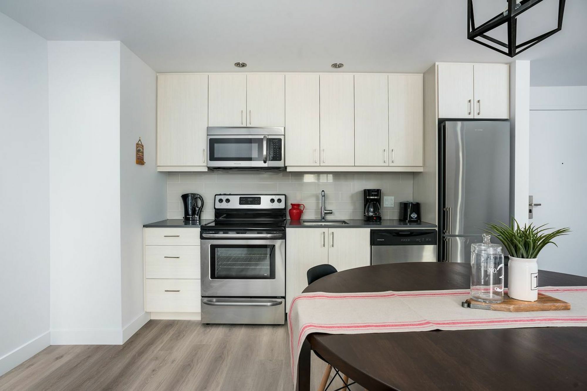 Apartamento Vibrant 2Br In Old Montreal By Sonder Exterior foto